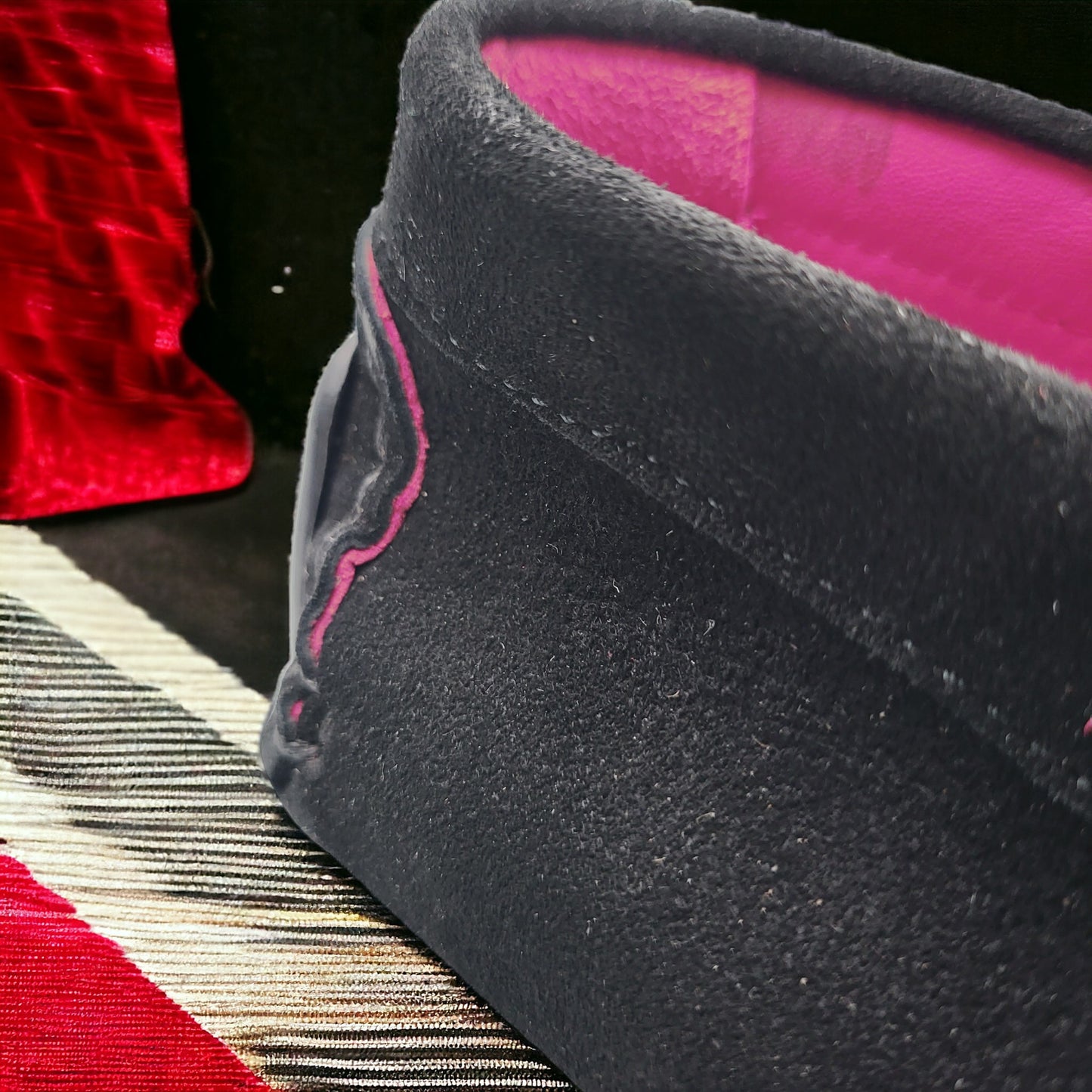 Athens Suede Black