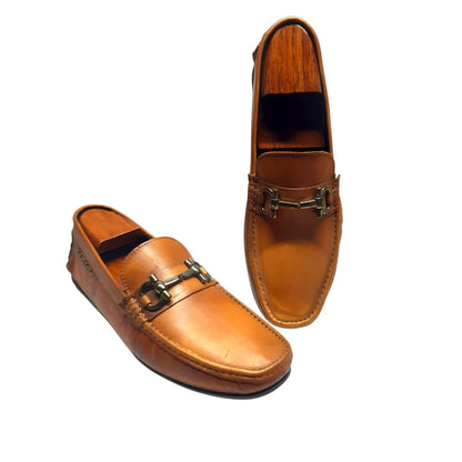 Alfredo Tan metal
