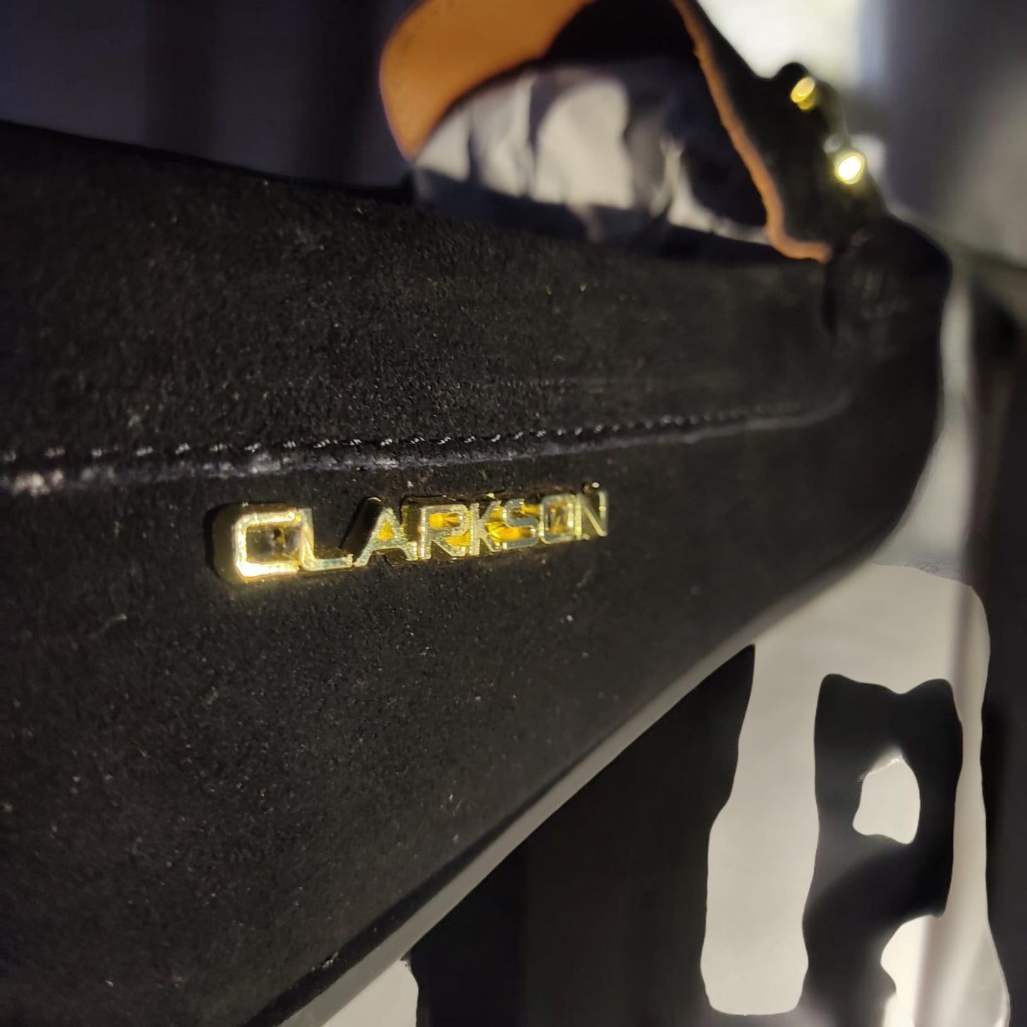 Alfredo Suede Black Gold
