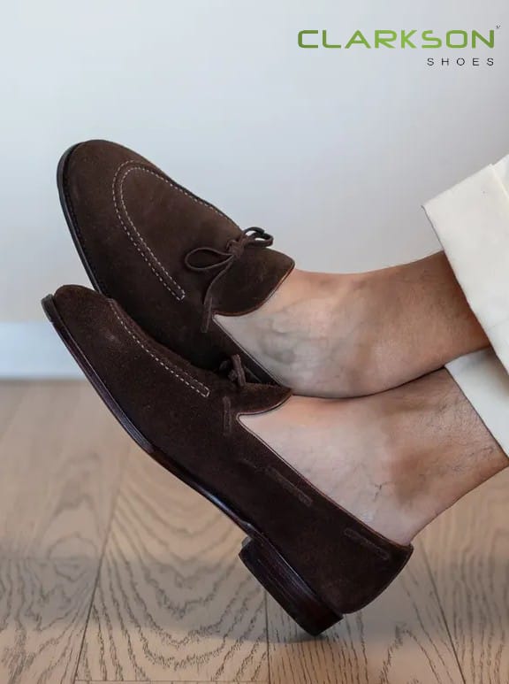 Suede slipon